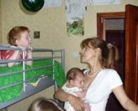 Трое детей в семье: какие положены льготы в России?